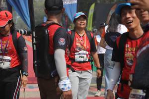 BIB: 
                            <button type="button" onclick="openModal(8251892)" class="btn btn-primary btn-sm float-right btn-popup" data-toggle="modal" data-target=".modal-high-quality">
                        <i class="fas fa-shopping-cart"></i> Add to Cart
                    </button>
                                            <button type="button" onclick="isThisMe(8251892, true)" class="btn btn-success btn-sm float-right btn-popup btn-isme hidden" data-toggle="tooltip" data-placement="bottom" title="นี่คือรูปของคุณใช่ไหม คลิกที่นี่เพื่อเอาเข้าอัลบั้ม">
                        <i class="fas fa-plus"></i> Add to album
                    </button>
                    <button type="button" onclick="isThisMe(8251892, false)" class="btn btn-warning btn-sm float-right btn-popup btn-isnotme hidden">
                        <i class="fas fa-ban"></i> Remove from album
                    </button>